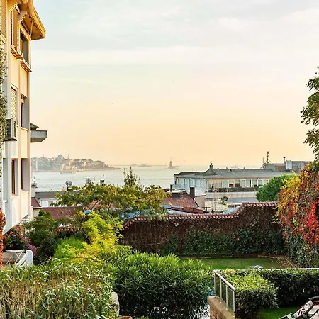 Elegant Flat With Fascinating Bosphorus View In Besiktas * Istanbul